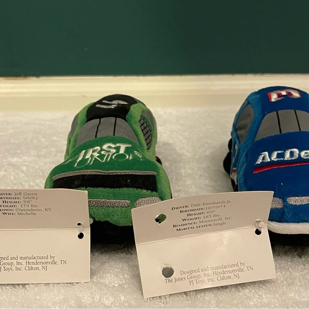 Lot of 4 NASCAR Beanie Racers #3, #13, #42 & #46. Displayed only.• - Picture 9 of 12